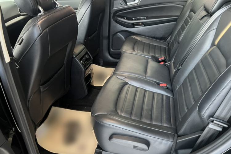 Used Ford Edge 2018 EcoBoost 245 Two-Wheel-Drive Platinum Edition 7-Seater China V Emission Standard