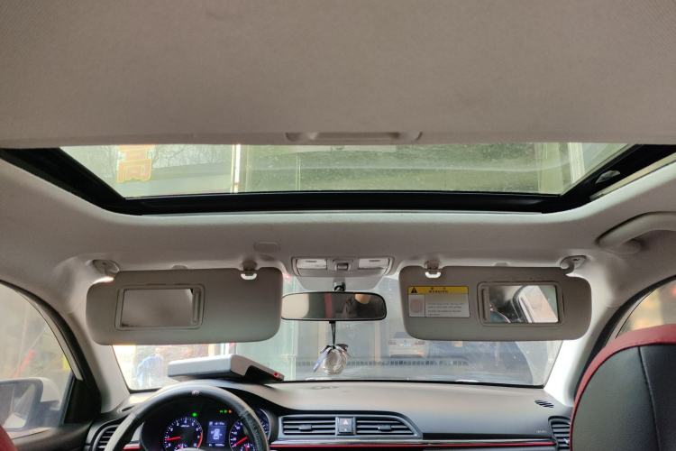 Used Kia KX Cross 2017 1.4L AT GLS
