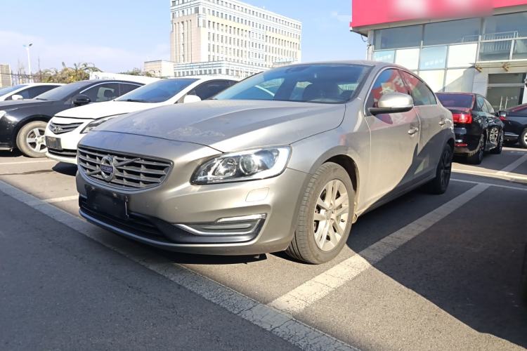 Used Volvo S60 2014 S60L 2.0T Intelligent Upgrade Edition
