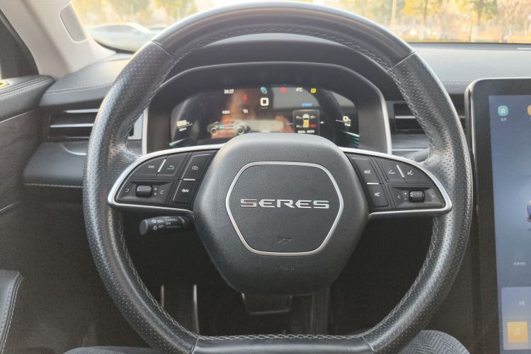 Used  SF5 2021 Huawei Smart Selection Four-Wheel Drive Edition
