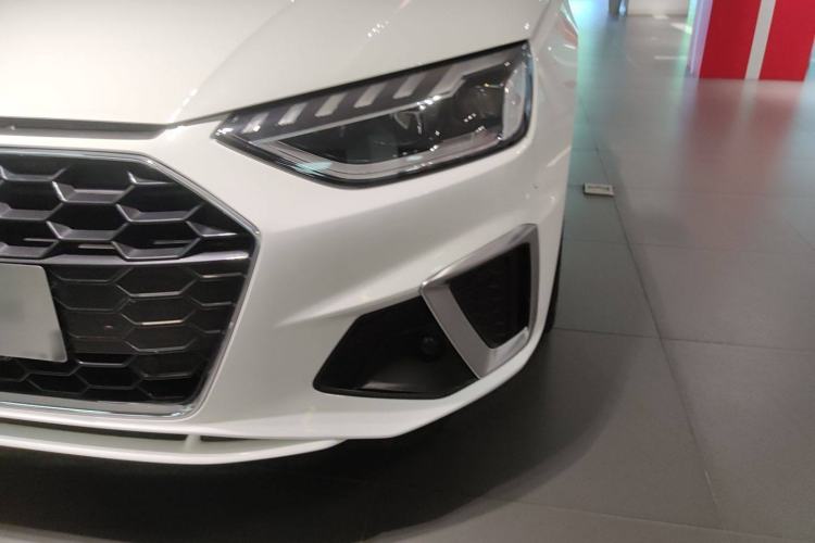 Used Audi A4L 2020 40 TFSI Luxury Dynamic Model
