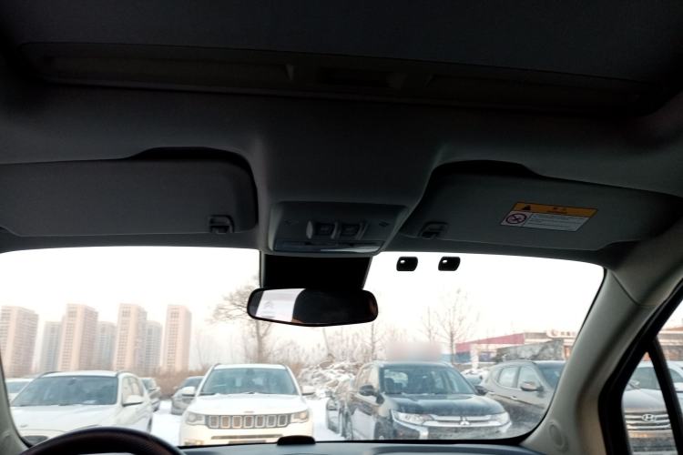 Used Chevrolet Trax 2016 1.4T Manual Two-Wheel Drive Comfort Version with Sunroof
