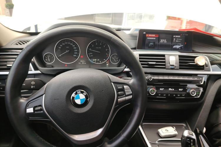 Used BMW 3 Series 2019 320Li Fashion Model
