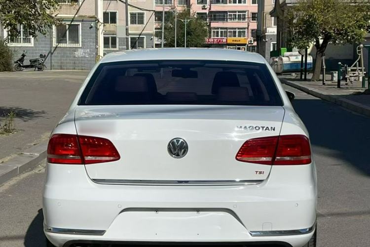 Used Volkswagen Magotan 2013 2.0 TSI Prestige Model