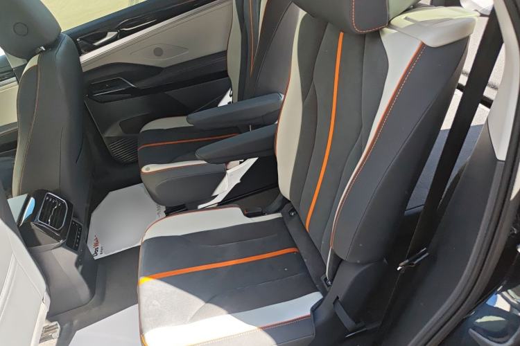 Used Volkswagen ID.6 CROZZ 2022 Long-Range PRO Edition
