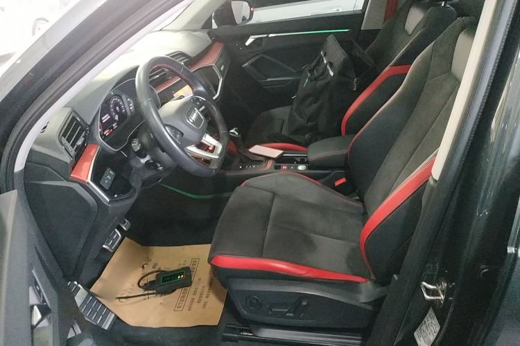 Used Audi Q3 2021 40 TFSI Fashion Dynamic Model
