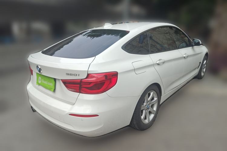 Used BMW 3 Series GT 2017 320i Sport Edition