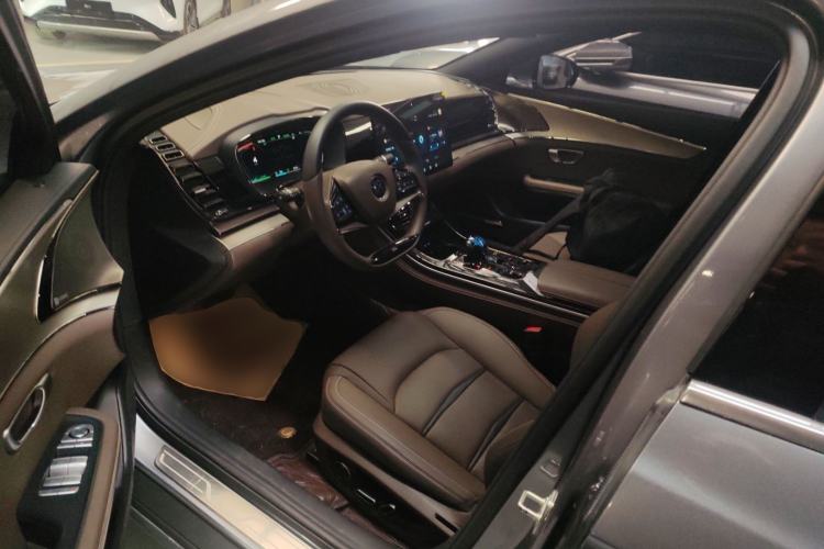 Used BYD Han 2020 EV Long-Range Luxury Model
