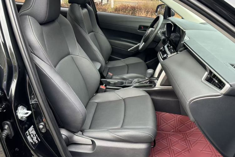 Used Toyota FRONTLANDER 2024 2.0L CVT Leading Plus Edition
