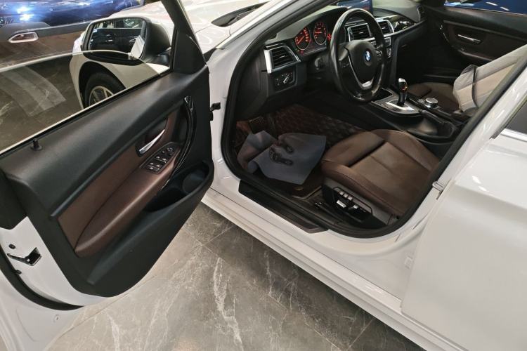 Used BMW 3 Series 2019 320Li Fashion Model
