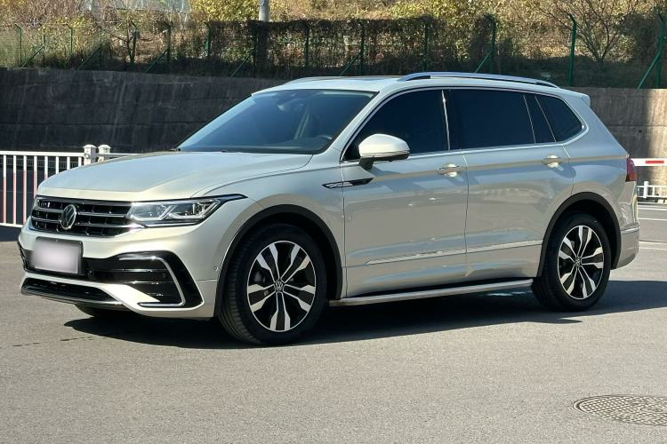 Used Volkswagen Tiguan L 2022 330TSI Automatic Two-Wheel Drive R-Line Enhanced Edition