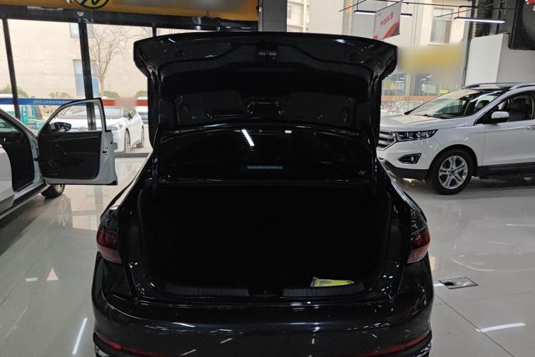 Used Volkswagen Sagitar 2025 Revised Version Three 300TSI DSG Excellence Edition