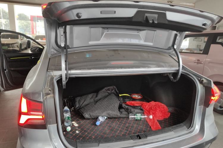 Used Roewe i5 2021 1.5L Manual Comfort Edition
