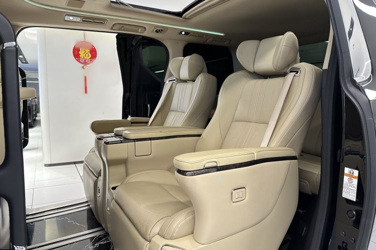 Used Toyota Alphard 2021 Dual-Engine 2.5L Prestige Edition
