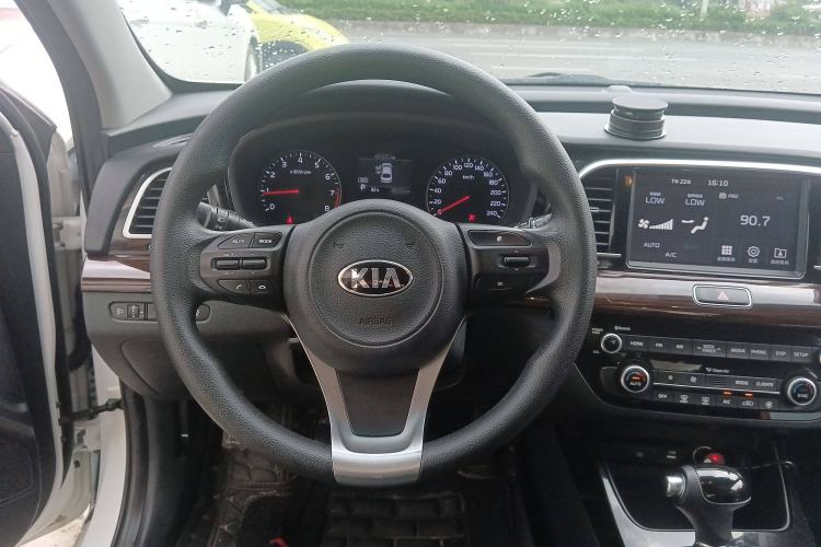 Used Kia K4 2017 1.8L Automatic GLS
