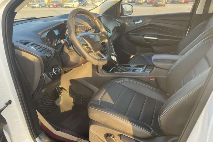 Used Ford Kuga 2018 EcoBoost 180 Two-Wheel-Drive Platinum Edition