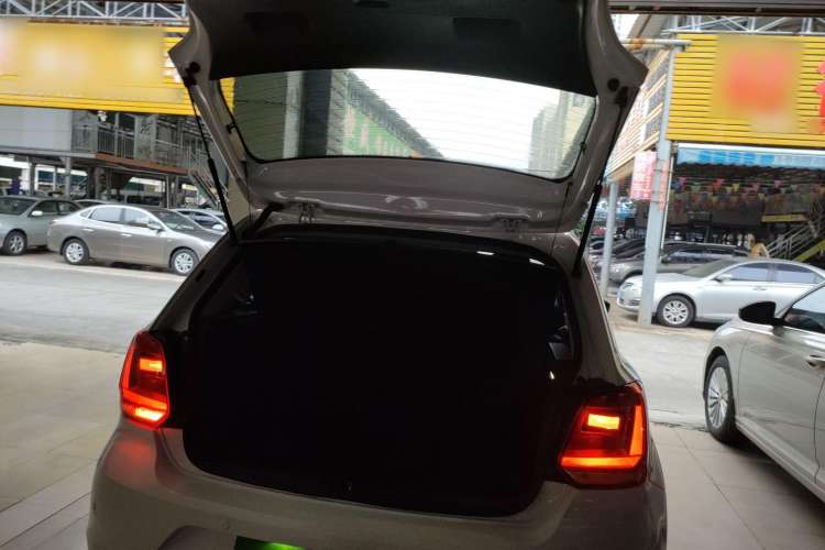 Used Volkswagen Polo 2016 1.4L Automatic Trendy Model
