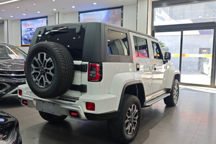 Used BAIC Off-Road BJ40 2024 2.0T Urban Hunter Honor Edition
