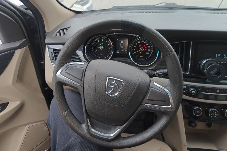 Used Baojun 730 2016 1.5L Manual Comfort Version 7 Seats China V Emission Standard