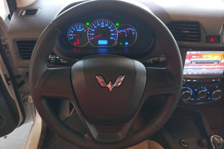 Used Wuling Hongguang 2016 1.5L S Comfort Version
