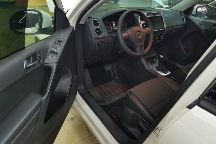 Used Volkswagen Tiguan 2017 300TSI Automatic Two-Wheel Drive Silk Road Luxury Edition
