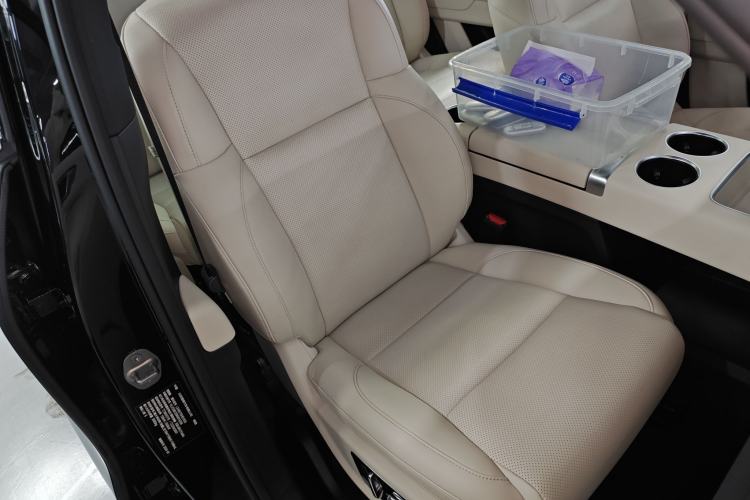 Used Li Auto L8 2023 Pro Model