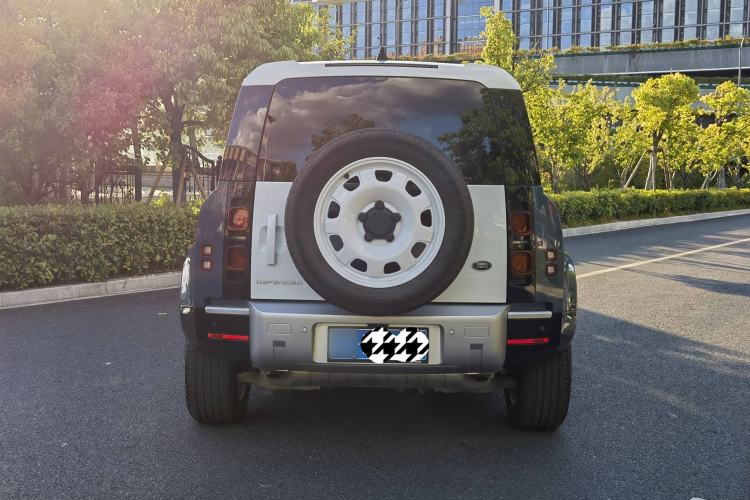 Used Land Rover Defender 2024 90 3.0T P400 HSE
