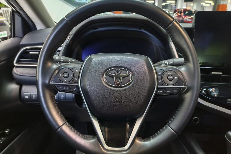 Used Toyota Camry 2023 2.5G Luxury Edition