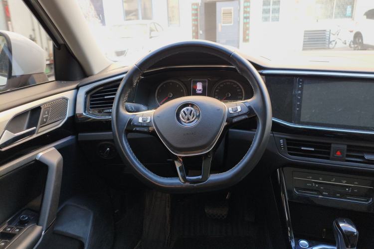 Used Volkswagen Tayron 2020 330TSI Two-Wheel Drive Luxury Smart Connectivity Version
