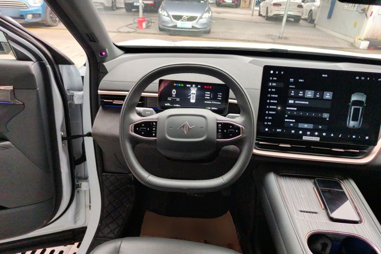 Used  eπ008 2025 636Max Rui Edition 6-Seater