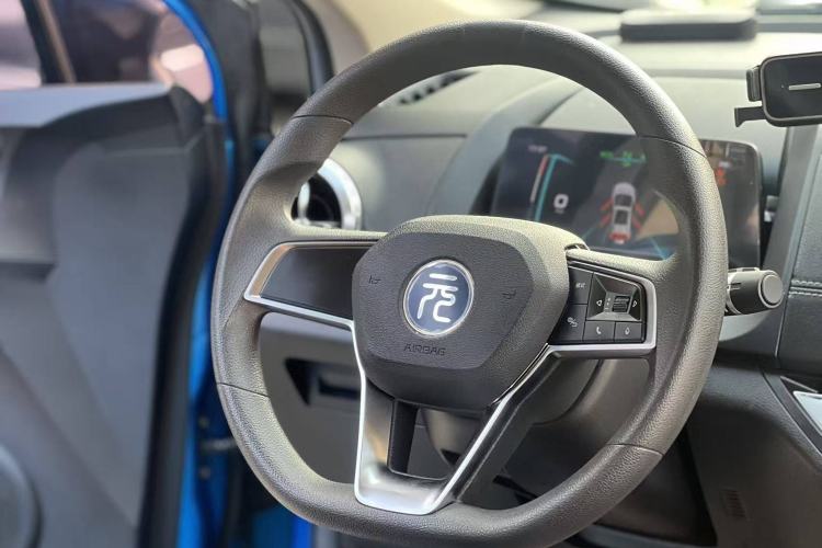 Used BYD Yuan New Energy 2019 EV535 Smart Connect Trendsetting Model
