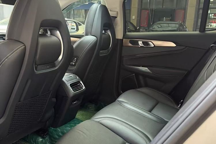 Used Lynk & Co 01 2019 2.0T Two-Wheel-Drive Pro Version China VI Standard
