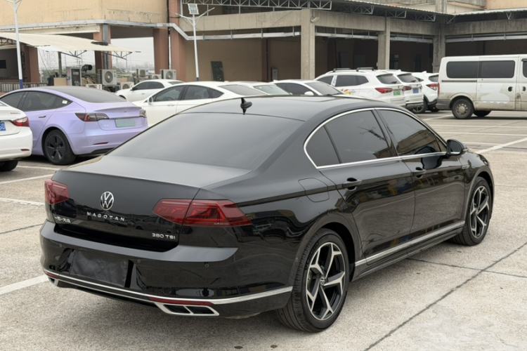 Used Volkswagen Magotan 2023 2 Million Units Limited-Edition 380TSI DSG Flagship Version
