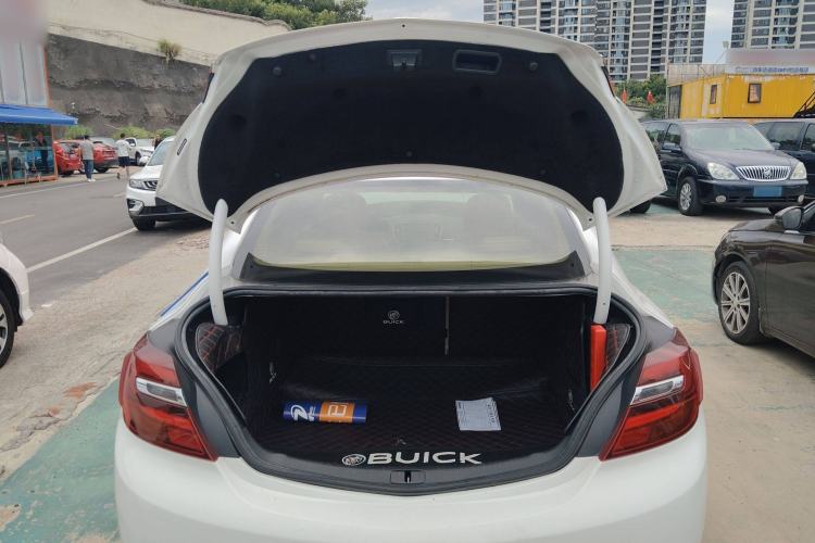 Used Buick Regal 2015 2.0L Leading Fashion Edition
