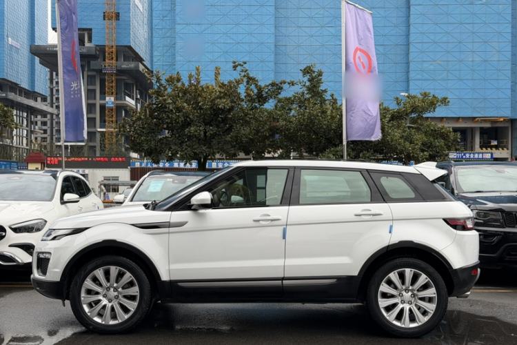 Used Land Rover Range Rover Evoque 2018 240 PS SE Smart Brilliance Edition
