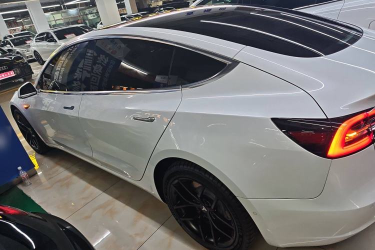 Used Tesla Model 3 2019 Standard Range Rear-Drive Upgraded Version
