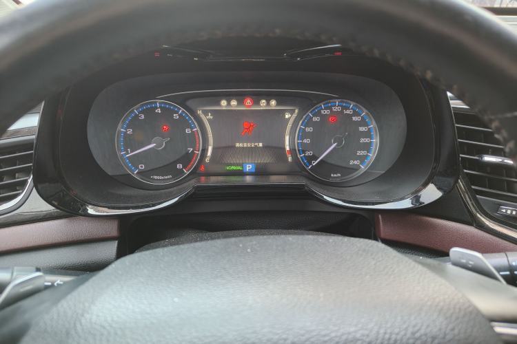 Used GAC Trumpchi GS8 2017 320T Four-Wheel Drive Luxury Smart Connectivity Version (7 Seats)
