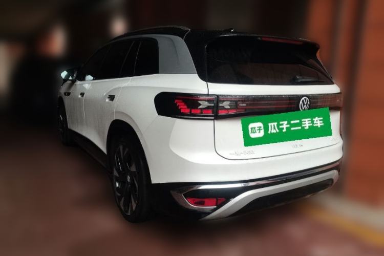 Used Volkswagen ID.6 CROZZ 2021 First Edition
