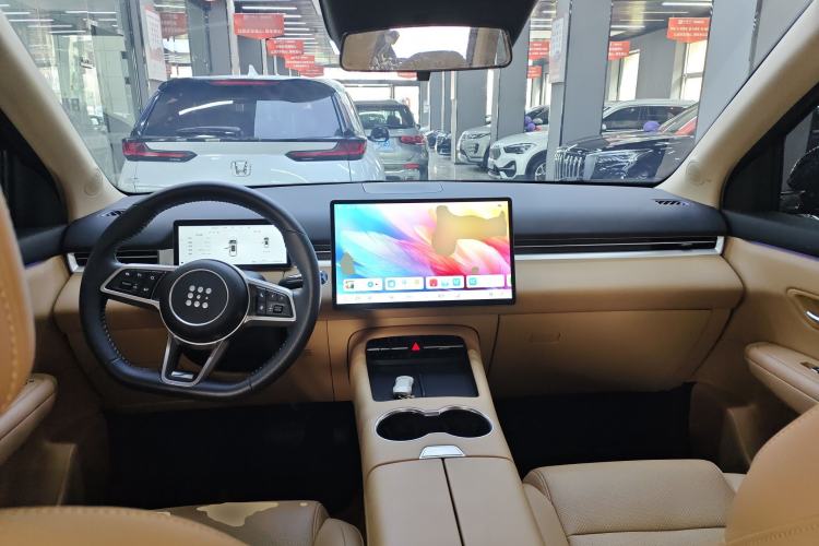 Used  E5 PLUS 2025 165 km Long-Range Version PLUS 7-Seater
