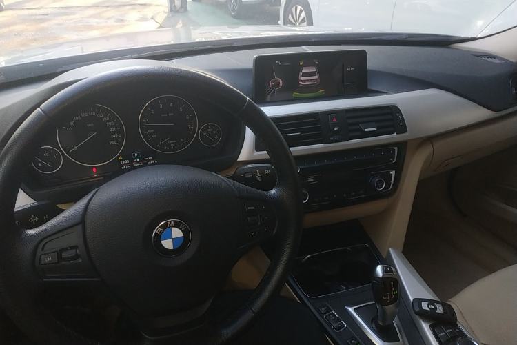 Used BMW 3 Series 2016 320Li Ambition Model