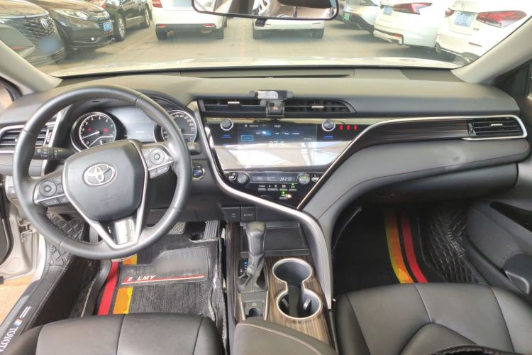 Used Toyota Camry 2021 2.0G Luxury Edition