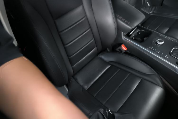 Used Wey VV5 2017 2.0T Ultra-Luxury Version
