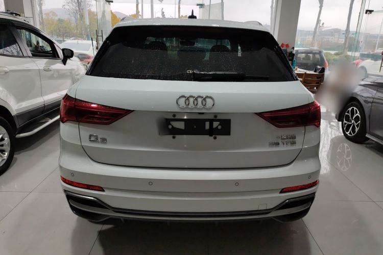 Used Audi Q3 2021 35 TFSI Fashion Dynamic Model