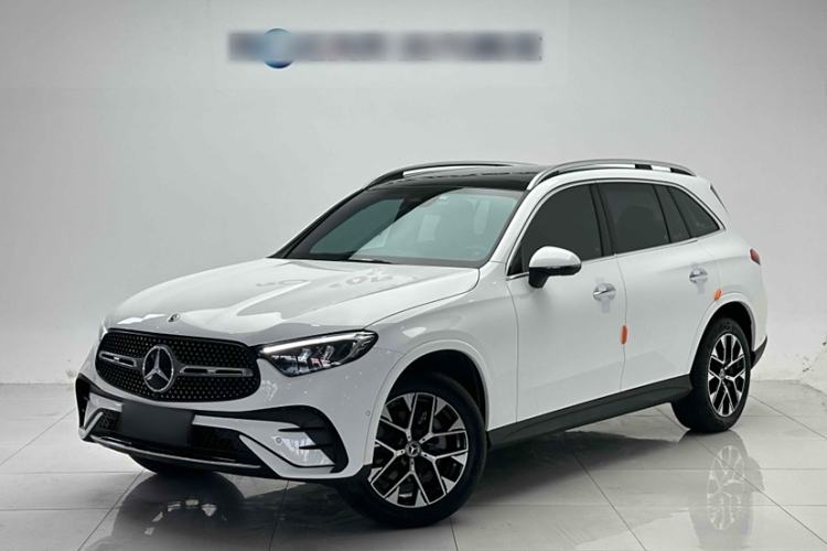 Used Mercedes-Benz GLC 2023 Facelift GLC 260 L 4MATIC Luxury Version 5 Seats