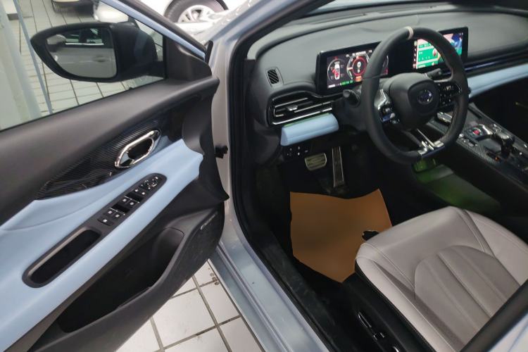 Used GAC Trumpchi EMPOW 2023 Shadow Leopard H Smart Hybrid Edition
