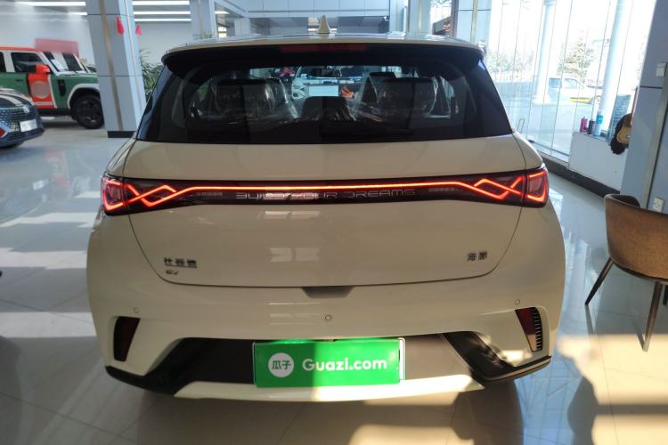 Used BYD Dolphin 2025 420km Free Edition
