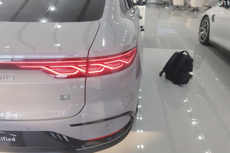 Used BYD Han 2025 EV with 701 km of Laser Radar-Enabled Intelligent Driving
