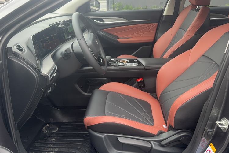 Used Changan Eado 2024 PLUS Blue Whale NE 1.4T GDI DCT High-Energy Edition
