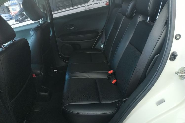 Used Honda Vezel 2020 1.5L CVT Pioneer Edition
