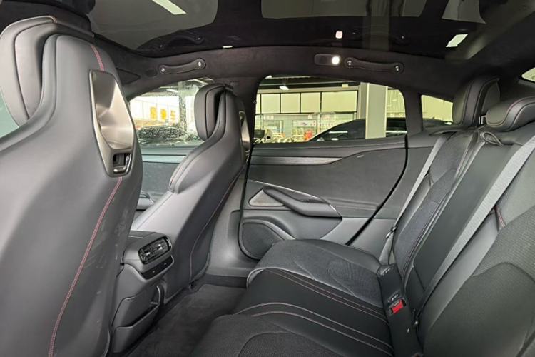 Used  SU7 2024 Four-Wheel-Drive Max Founder's Edition
